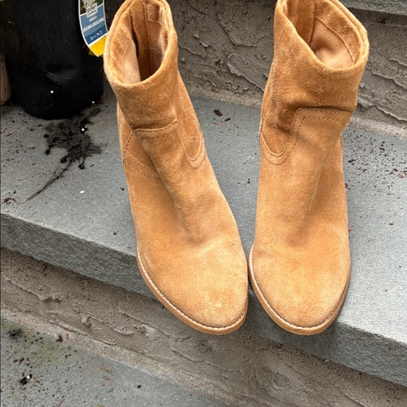 Splendid Camel Suede Ankle With Back Zipper Booties New Without Box - Picture 1 of 5